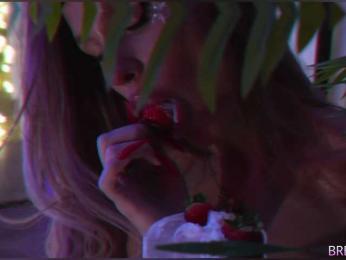 ALVUWKA — Bongacams recorded stream image, 04.06.2026 07:30