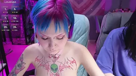 L_oly — Stripchat recorded stream image, 05.06.2026 05:30