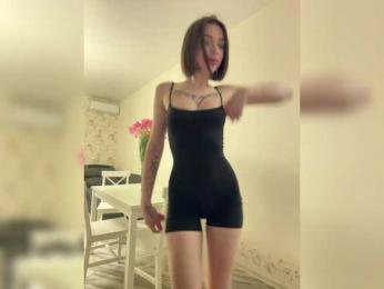 BabyDarii — Bongacams recorded stream screenshot (10 Mar 2025)