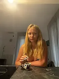 AnastasiaAniess — Stripchat recorded stream image, 06.06.2026 04:40