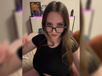 Cris_Mi — Bongacams recorded stream image, 06.06.2026 21:40