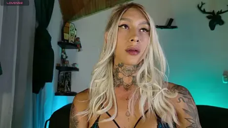 Juana_777 — Stripchat recorded stream image, 07.06.2026 21:30