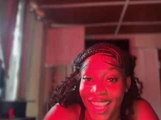 iluvsaffire-bleu — Camsoda recorded stream image, 08.06.2026 19:00