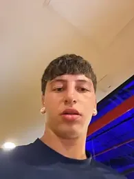 ARON_LUXX — Stripchat recorded stream image, 09.06.2026 16:10