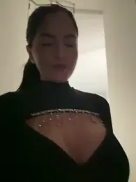 Carolina_Novoa — Stripchat recorded stream screenshot (10 Mar 2025)