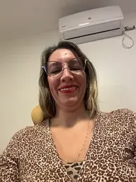 Gatitacarlita — Stripchat recorded stream image, 10.06.2026 11:30