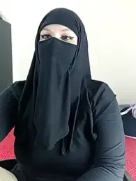 evelyn__salah — Stripchat recorded stream image, 10.06.2026 21:50