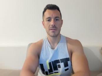 roberto4ever — Chaturbate recorded stream image, 12.06.2026 04:40