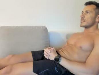 roberto4ever — Chaturbate recorded stream image, 12.06.2026 04:40