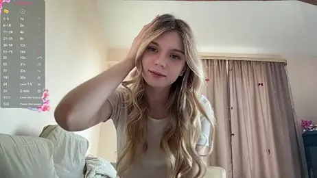 FruityXo — Stripchat recorded stream image, 12.06.2026 10:50