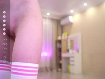 queenelia — Chaturbate recorded stream image, 13.06.2026 09:50