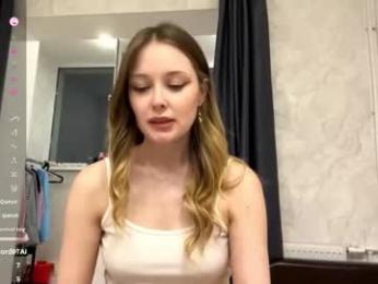 whatkayawants — Chaturbate recorded stream image, 15.06.2026 15:20