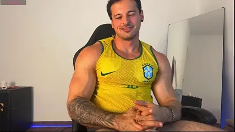 Lucasfit24 — Stripchat recorded stream image, 16.06.2026 01:40