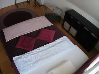 voyeurcam-julmodels-whitebed-2 — Camsoda recorded stream image, 16.06.2026 12:00