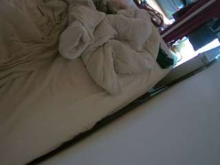 voyeurcam-julmodels-whitebed-4 — Camsoda recorded stream image, 16.06.2026 12:00