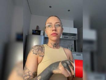 v_-_-_v — Bongacams recorded stream image, 17.06.2026 16:10