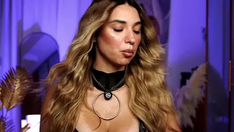 ItalianGirl — Stripchat recorded stream image, 17.06.2026 19:30