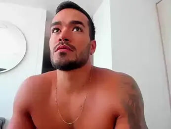 Alexander_Martines — Stripchat recorded stream image, 17.06.2026 20:50