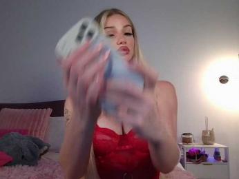 NicoleSarahX — Bongacams recorded stream image, 17.06.2026 23:30