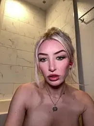 Verostar69 — Stripchat recorded stream image, 20.06.2026 00:00