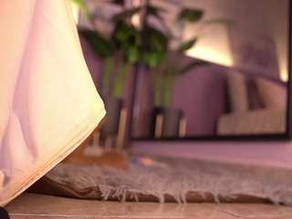 izzywild — Camsoda recorded stream image, 21.06.2026 10:40