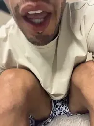 Yassir-xxxl — Stripchat recorded stream image, 22.06.2026 21:50