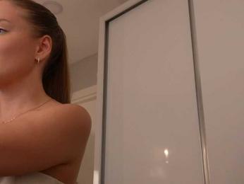 Lunaaaura — Bongacams recorded stream image, 23.06.2026 15:00