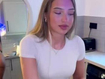 rosebella_ — Chaturbate recorded stream image, 25.06.2026 05:20