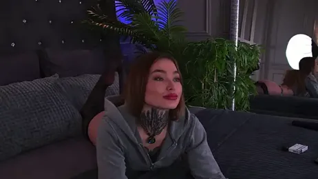 AriWild — Stripchat recorded stream image, 25.06.2026 08:10