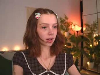 little_anitta — Chaturbate recorded stream image, 25.06.2026 23:20