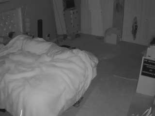 voyeurcam-house-charleys-room — Camsoda recorded stream image, 23.06.2026 23:00