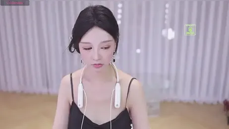 2Zoe — Stripchat recorded stream image, 30.06.2026 15:00