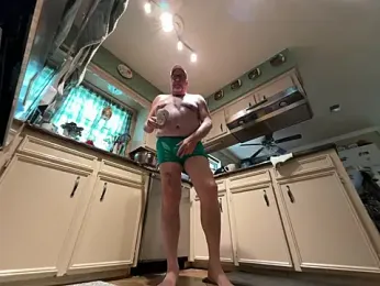 superbearboss — Stripchat recorded stream image, 03.07.2026 19:00