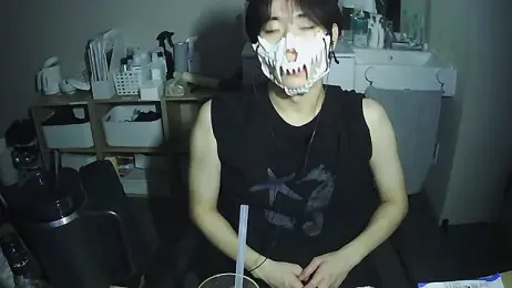 sdamvo2 — Stripchat recorded stream image, 05.07.2026 15:40