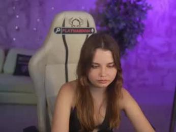bright_diamonds_054 — Chaturbate recorded stream image, 05.07.2026 07:30