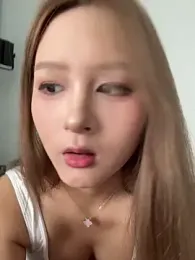 yuki_june — Stripchat recorded stream image, 06.07.2026 05:00