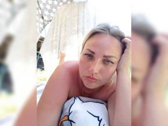 Tanysha-1 — Bongacams recorded stream image, 06.07.2026 06:10