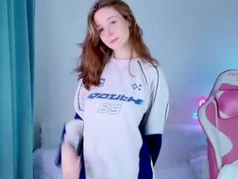 poompoompeach_ — Chaturbate recorded stream image, 06.07.2026 06:50