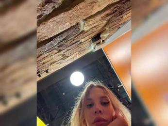ALVUWKA — Bongacams recorded stream image, 06.07.2026 07:30