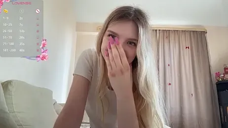 FruityXo — Stripchat recorded stream image, 06.07.2026 11:40