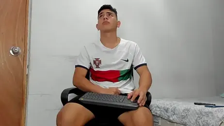 andrew_rose_ — Stripchat recorded stream image, 06.07.2026 19:00