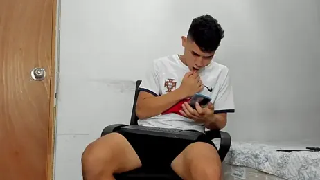 andrew_rose_ — Stripchat recorded stream image, 06.07.2026 19:00