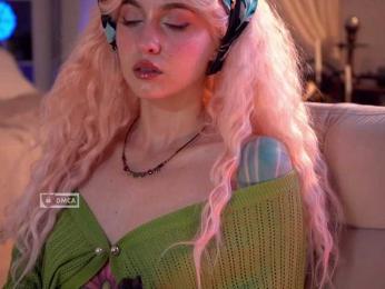 HoneyCherry — Bongacams recorded stream image, 06.07.2026 21:10