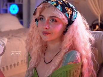 HoneyCherry — Bongacams recorded stream image, 06.07.2026 21:10