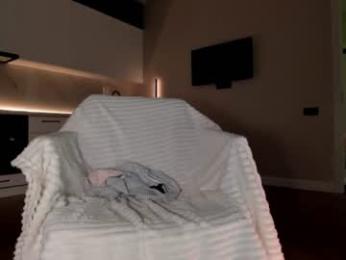 ella_lee15 — Chaturbate recorded stream image, 07.07.2026 03:00