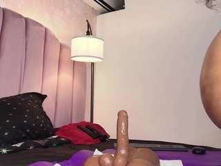 hallybans — Camsoda recorded stream image, 08.07.2026 19:00