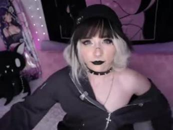 crimsonkitten — Chaturbate recorded stream image, 09.07.2026 03:20