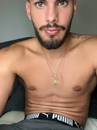 Derek_master — Stripchat recorded stream image, 13.07.2026 04:00