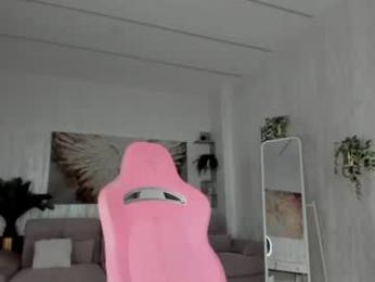 tiffanyhouston_ — Chaturbate recorded stream image, 14.07.2026 05:10