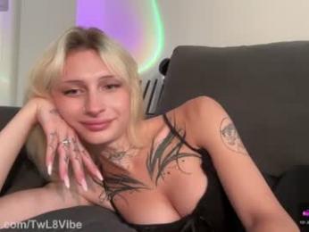 twl8vibe — Chaturbate recorded stream image, 14.07.2026 15:30